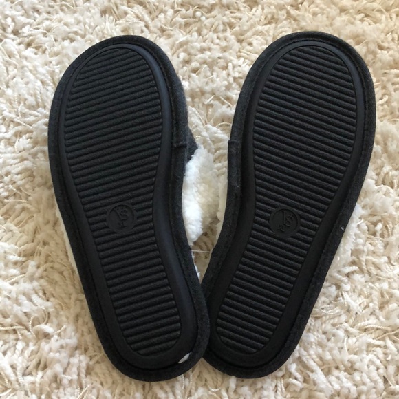 New with tag*** Victorias Secret Slippers - Picture 2 of 6